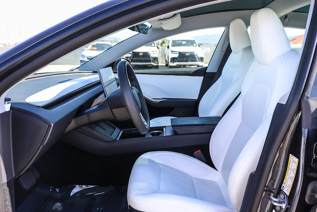 Thumbnail: 2025 Tesla Model 3 - 9