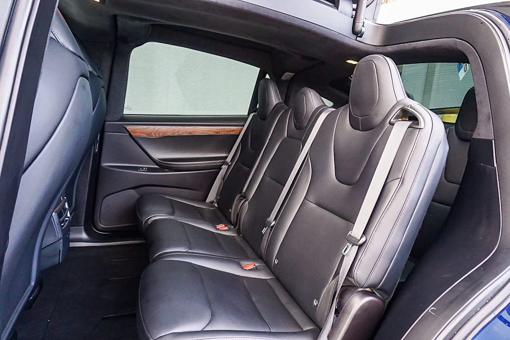 Thumbnail: 2020 Tesla Model X - 11