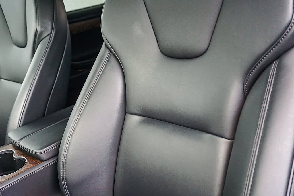 Thumbnail: 2020 Tesla Model X - 29