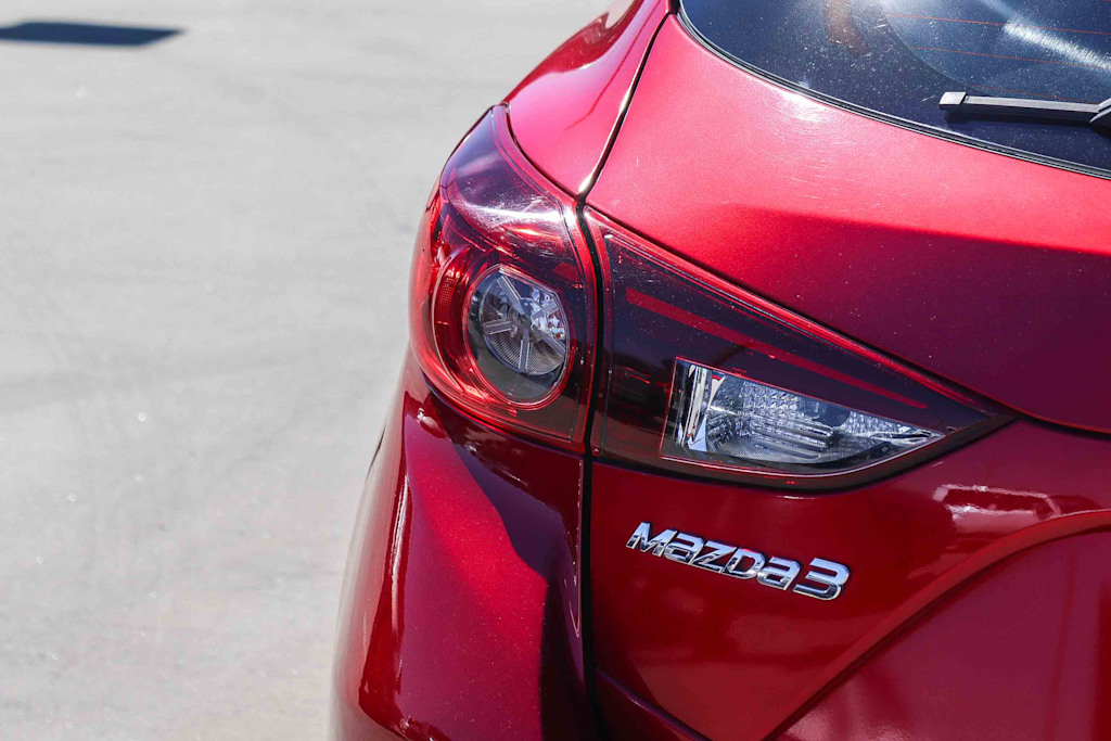 Thumbnail: 2016 Mazda Mazda3 - 26