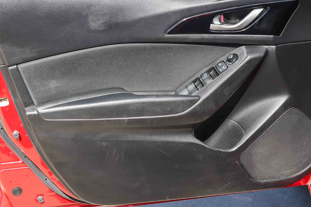 Thumbnail: 2016 Mazda Mazda3 - 27