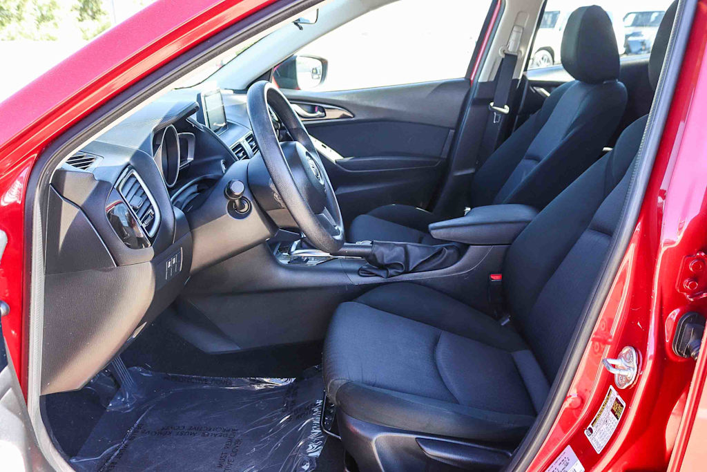Thumbnail: 2016 Mazda Mazda3 - 11