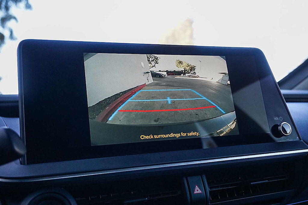 Thumbnail: 2024 Toyota Prius - 28