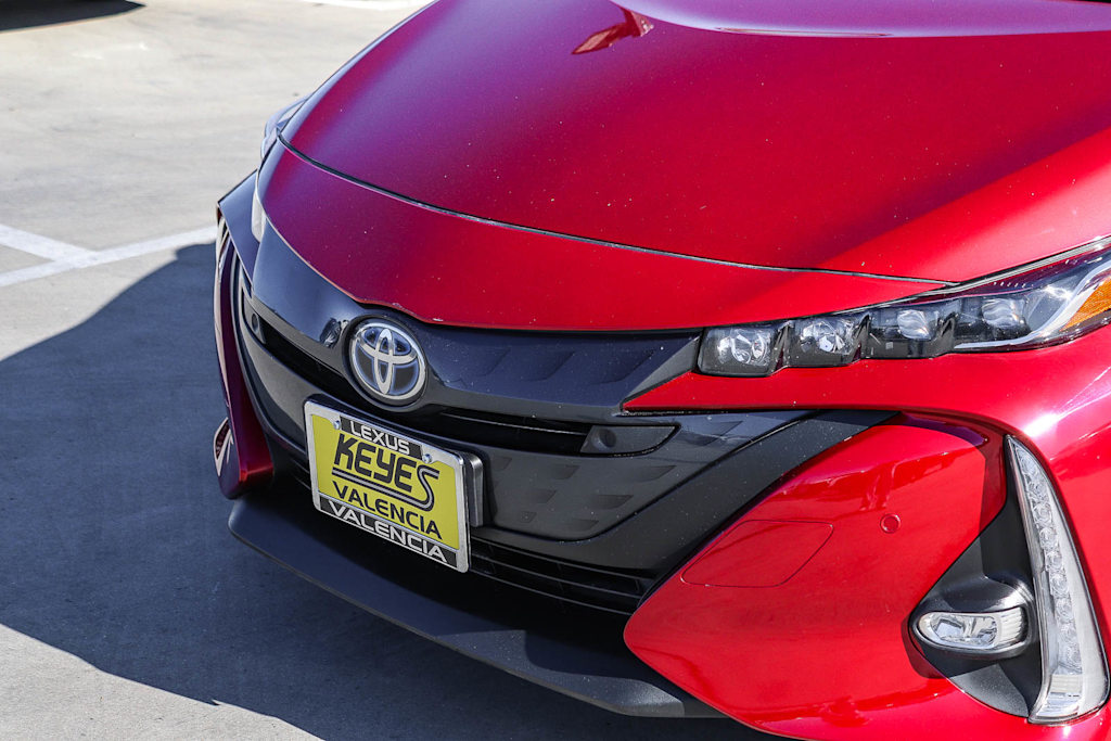 Thumbnail: 2017 Toyota Prius Prime - 20