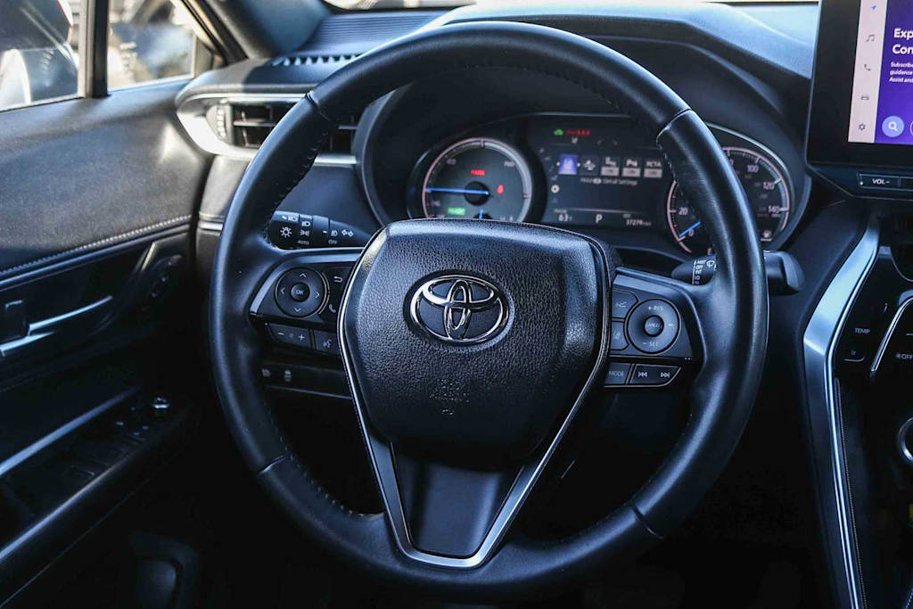 Thumbnail: 2024 Toyota Venza - 8