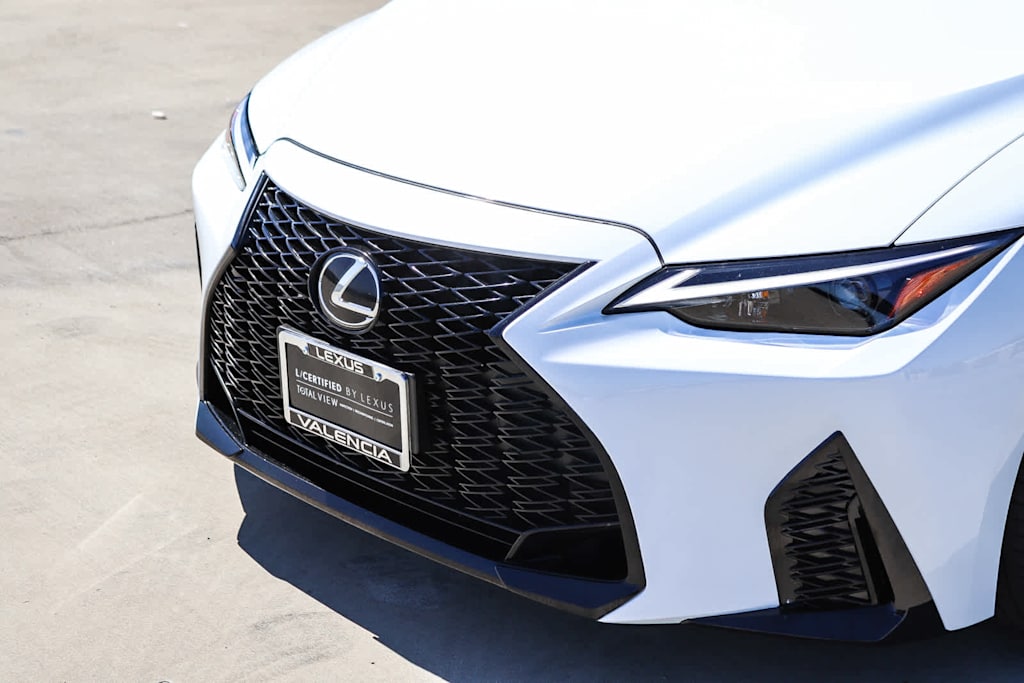 Thumbnail: 2025 Lexus ES - 22
