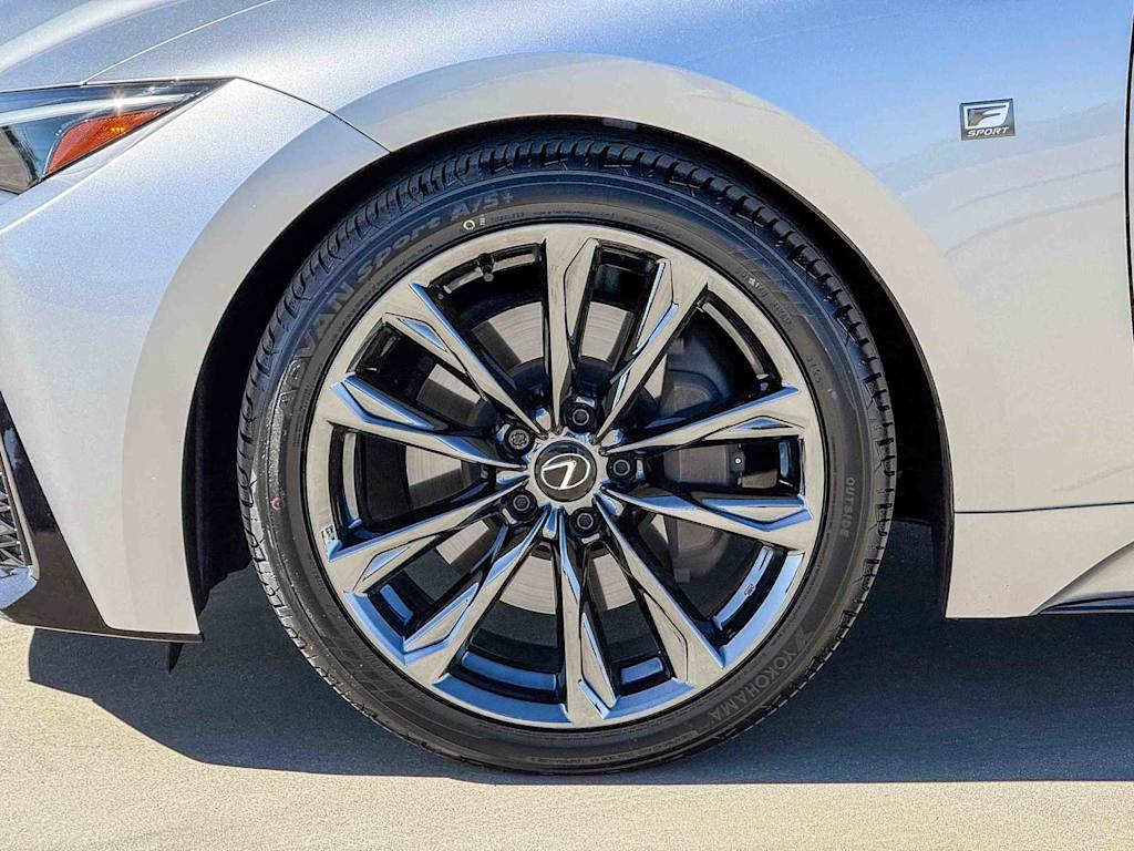 Thumbnail: 2024 Lexus ES - 7