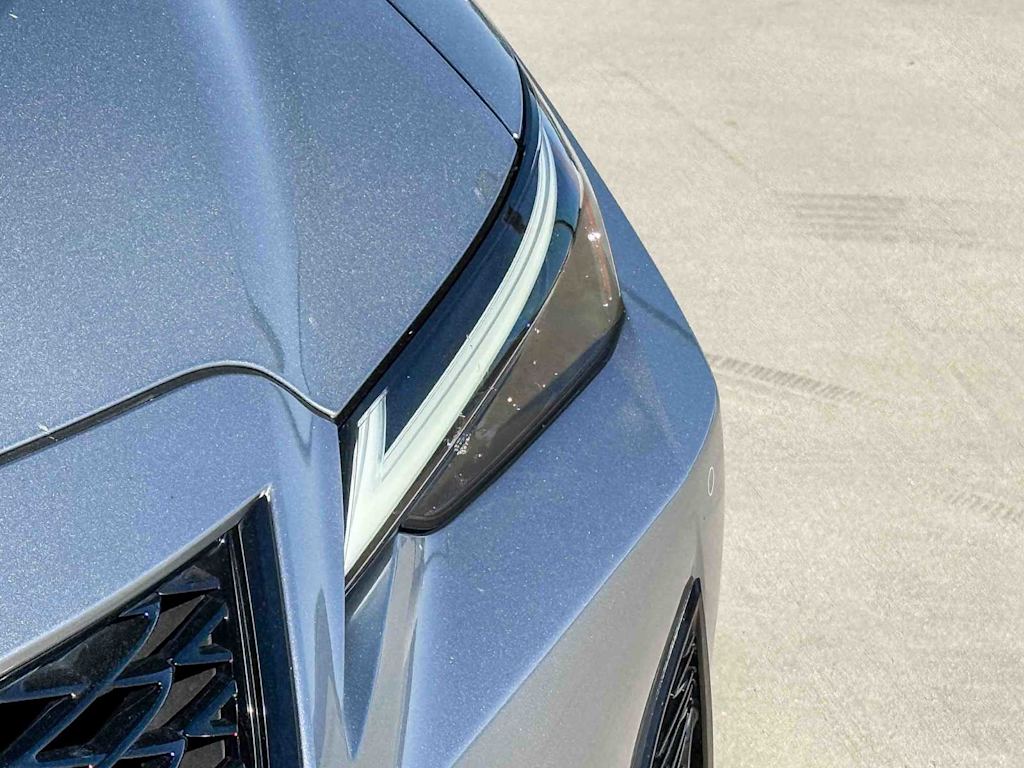 Thumbnail: 2024 Lexus ES - 21