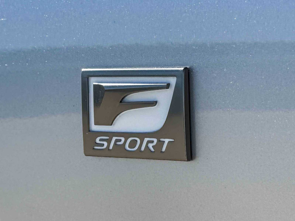 Thumbnail: 2024 Lexus ES - 13