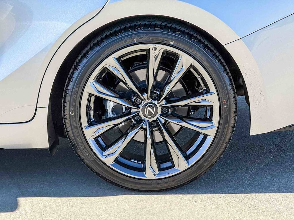 Thumbnail: 2024 Lexus ES - 23