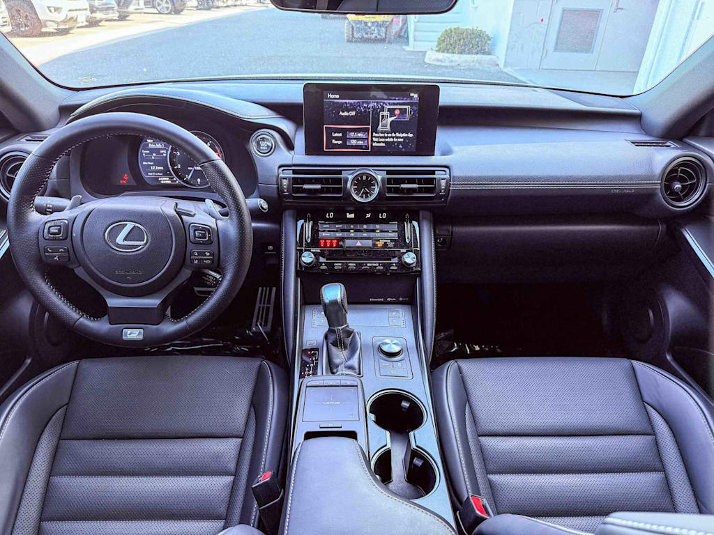 Thumbnail: 2024 Lexus ES - 2