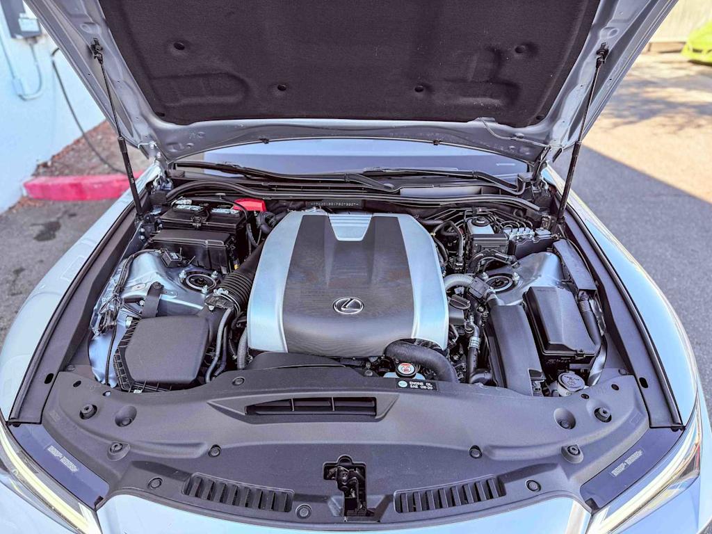 Thumbnail: 2024 Lexus ES - 8