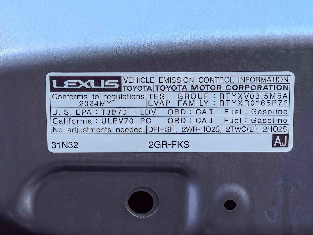 Thumbnail: 2024 Lexus ES - 18