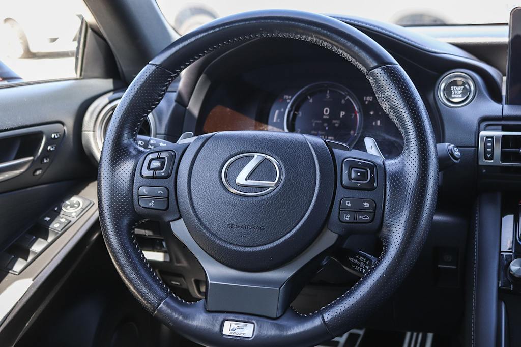 Thumbnail: 2022 Lexus IS - 12