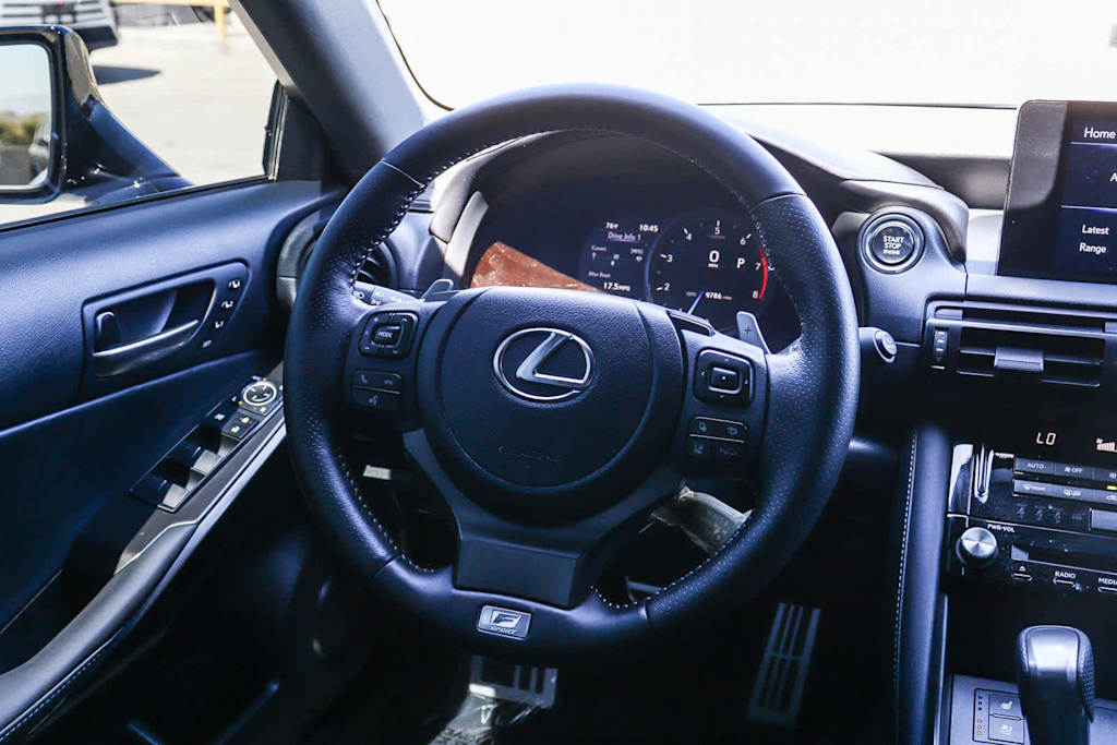 Thumbnail: 2025 Lexus ES - 12