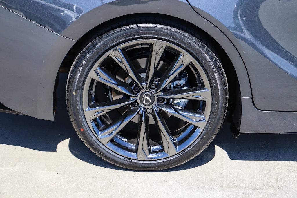 Thumbnail: 2025 Lexus ES - 23