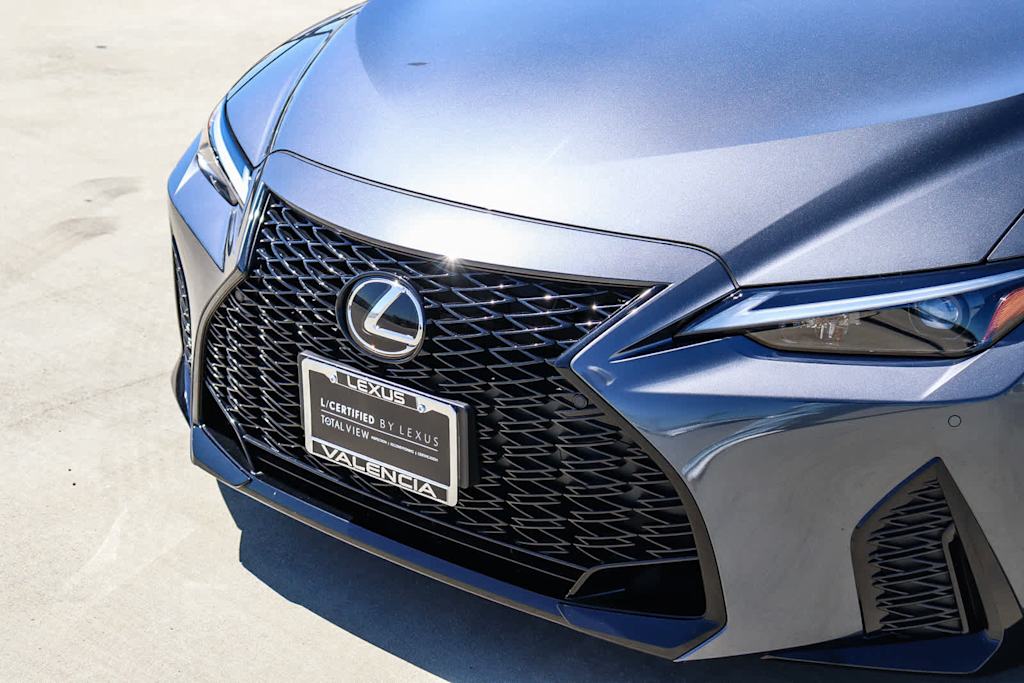 Thumbnail: 2025 Lexus ES - 22