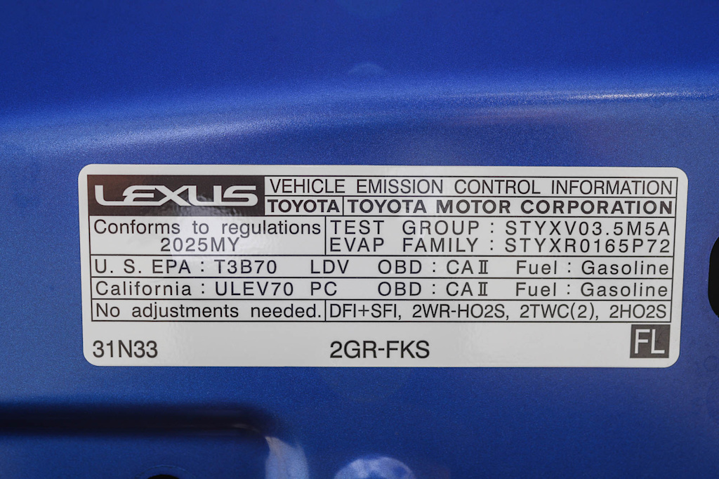 Thumbnail: 2025 Lexus ES - 18