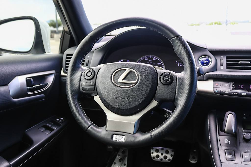 Thumbnail: 2014 Lexus CT - 10