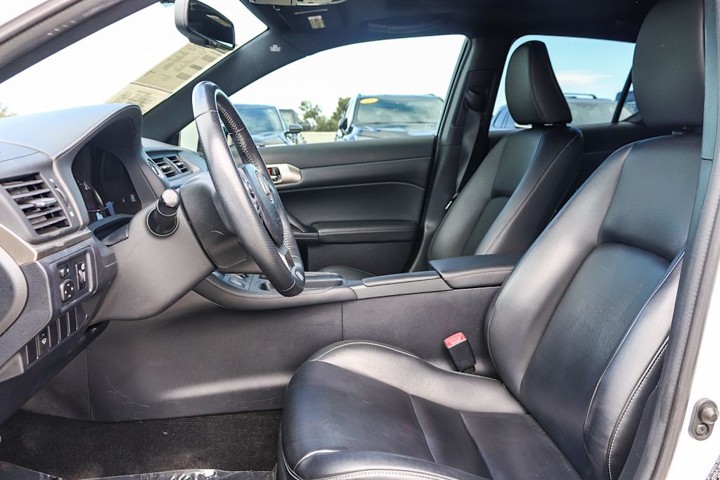 Thumbnail: 2014 Lexus CT - 9