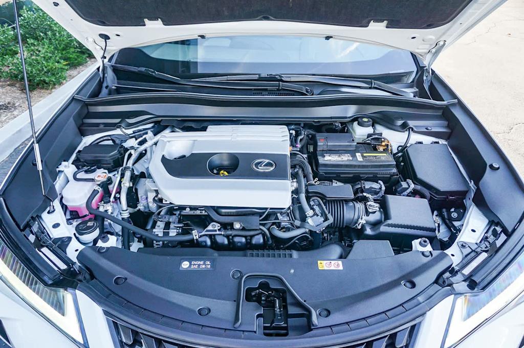 Thumbnail: 2020 Lexus UX - 7