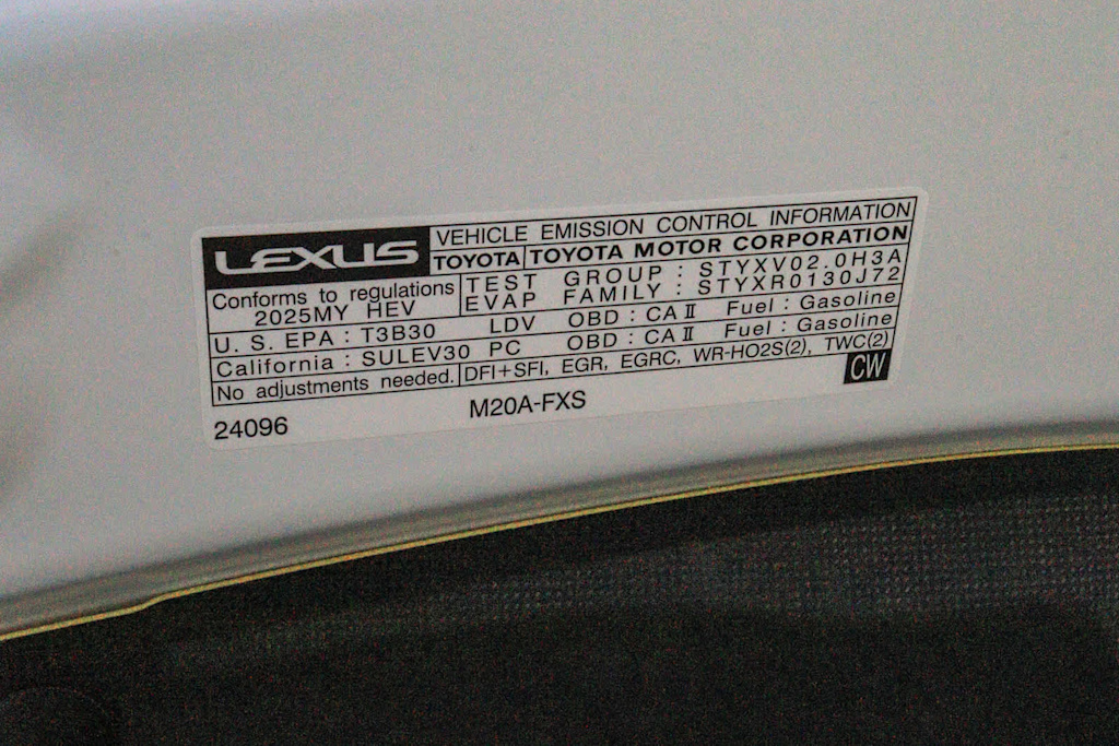 Thumbnail: 2025 Lexus UX - 16