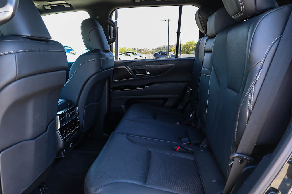 Thumbnail: 2023 Lexus LX - 11