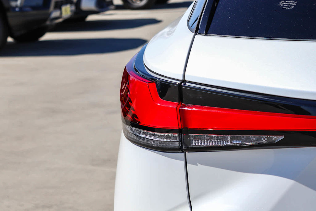 Thumbnail: 2025 Lexus RX - 25