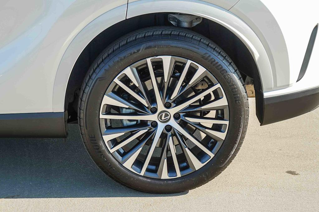 Thumbnail: 2024 Lexus RX - 21