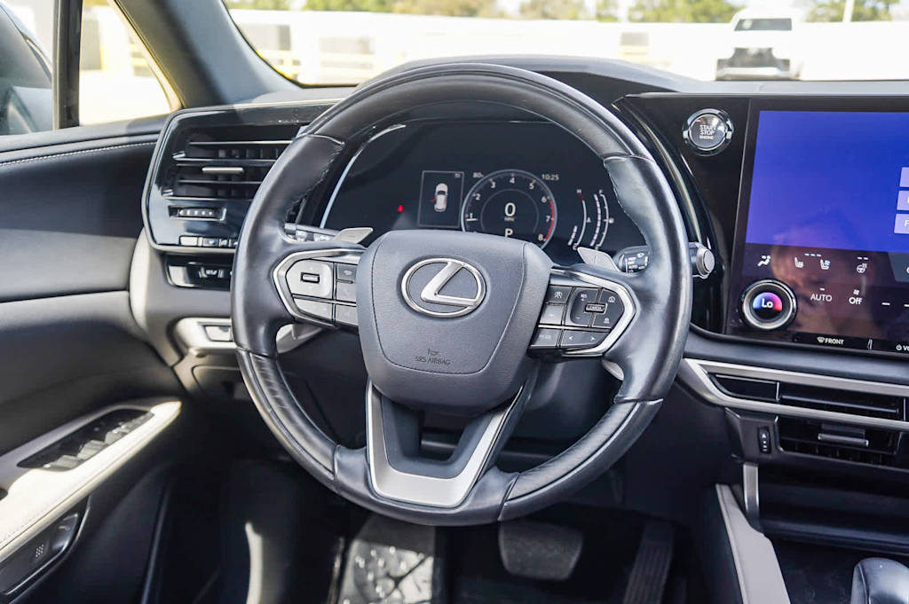 Thumbnail: 2023 Lexus RX - 9