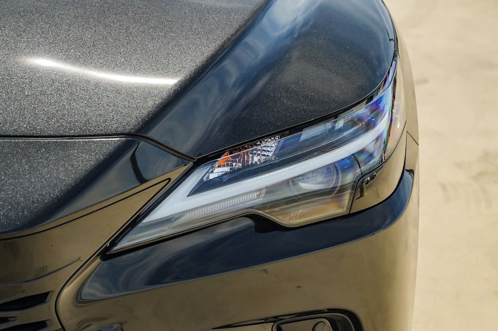 Thumbnail: 2023 Lexus RX - 20