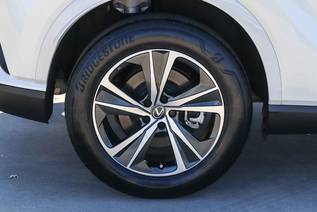 Thumbnail: 2024 Lexus RX - 22