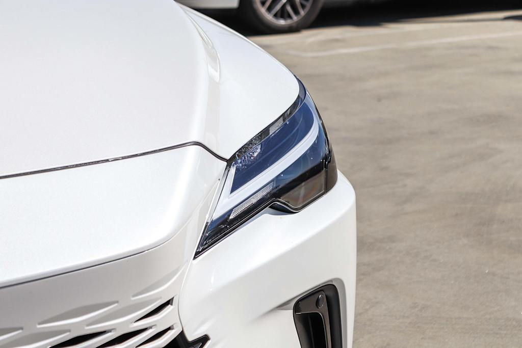 Thumbnail: 2024 Lexus RX - 20