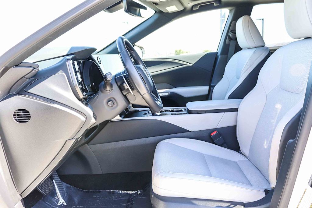 Thumbnail: 2024 Lexus RX - 10