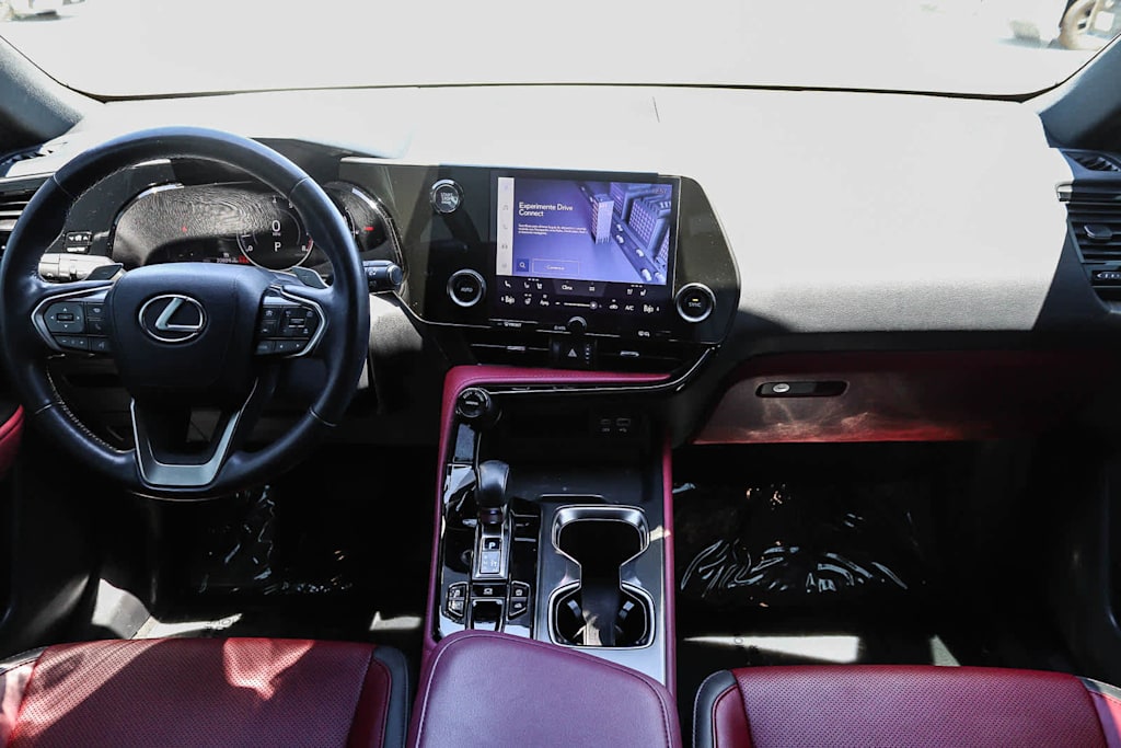 Thumbnail: 2025 Lexus ES - 2