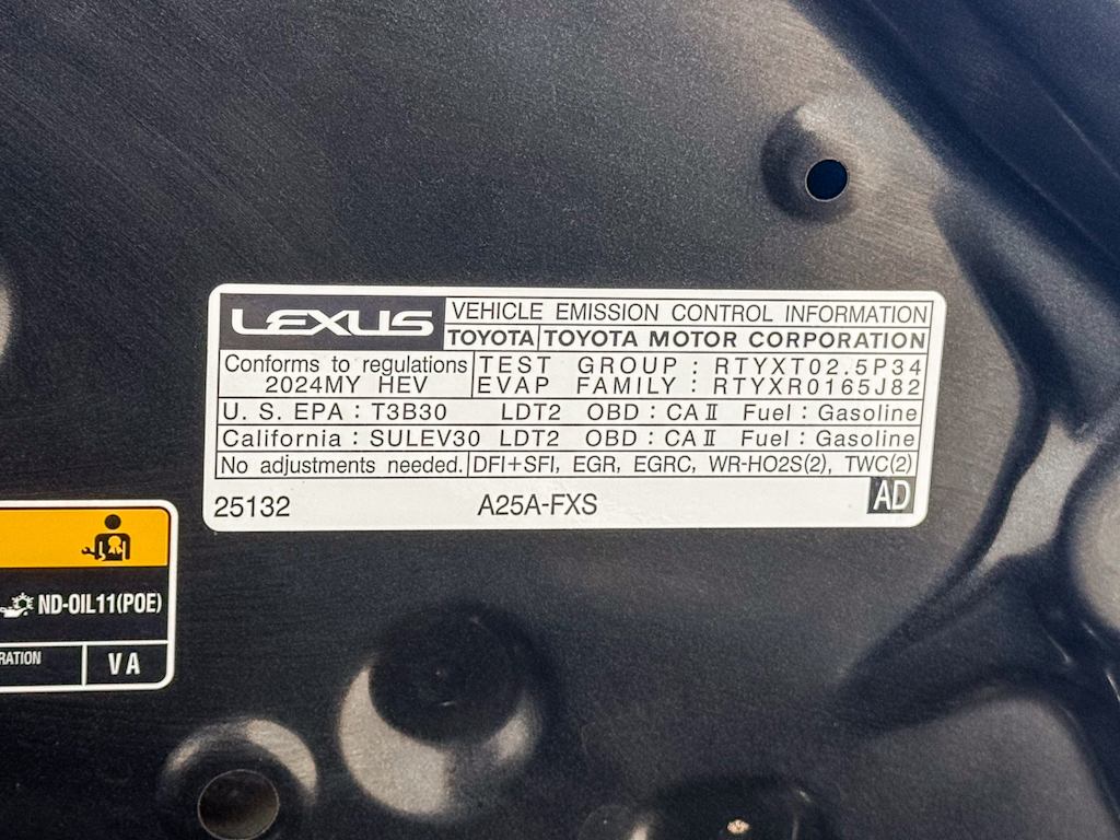 Thumbnail: 2024 Lexus ES - 17