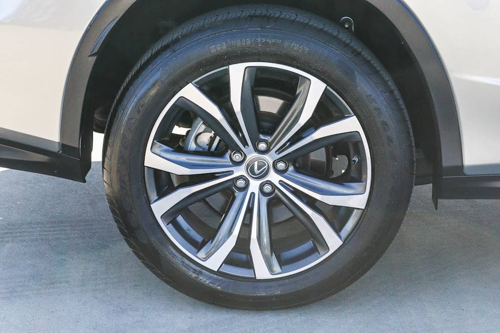 Thumbnail: 2020 Lexus RX - 21