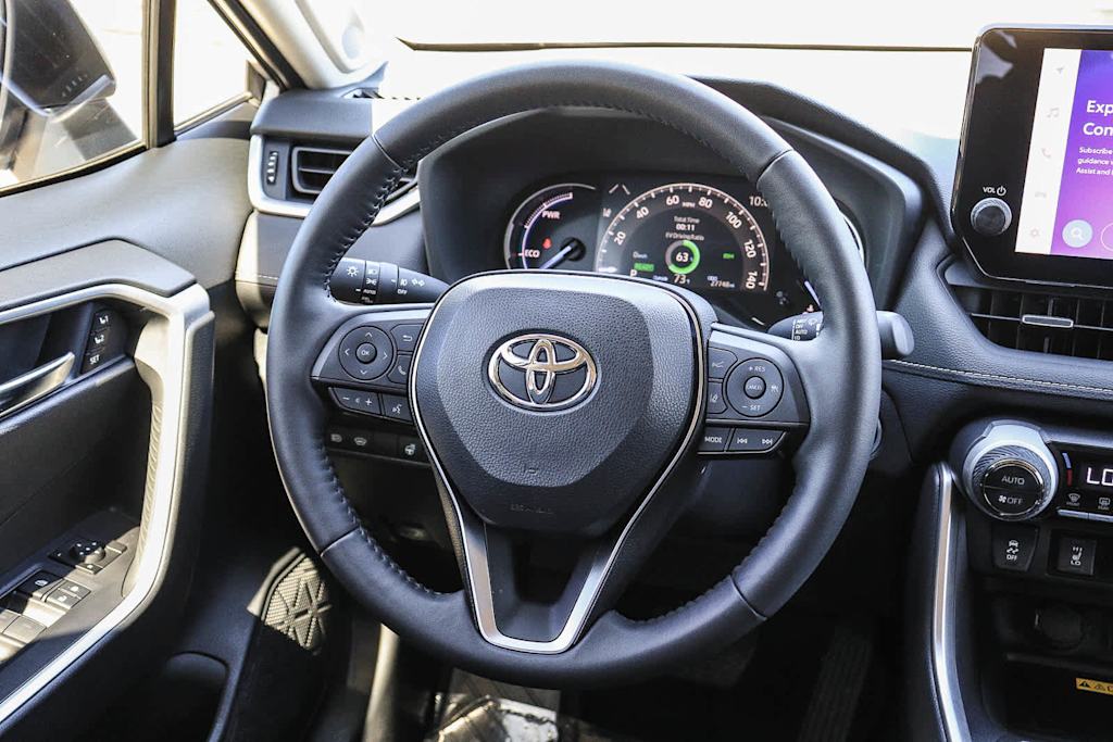 Thumbnail: 2024 Toyota RAV4 - 7