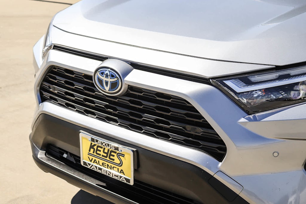 Thumbnail: 2024 Toyota RAV4 - 21