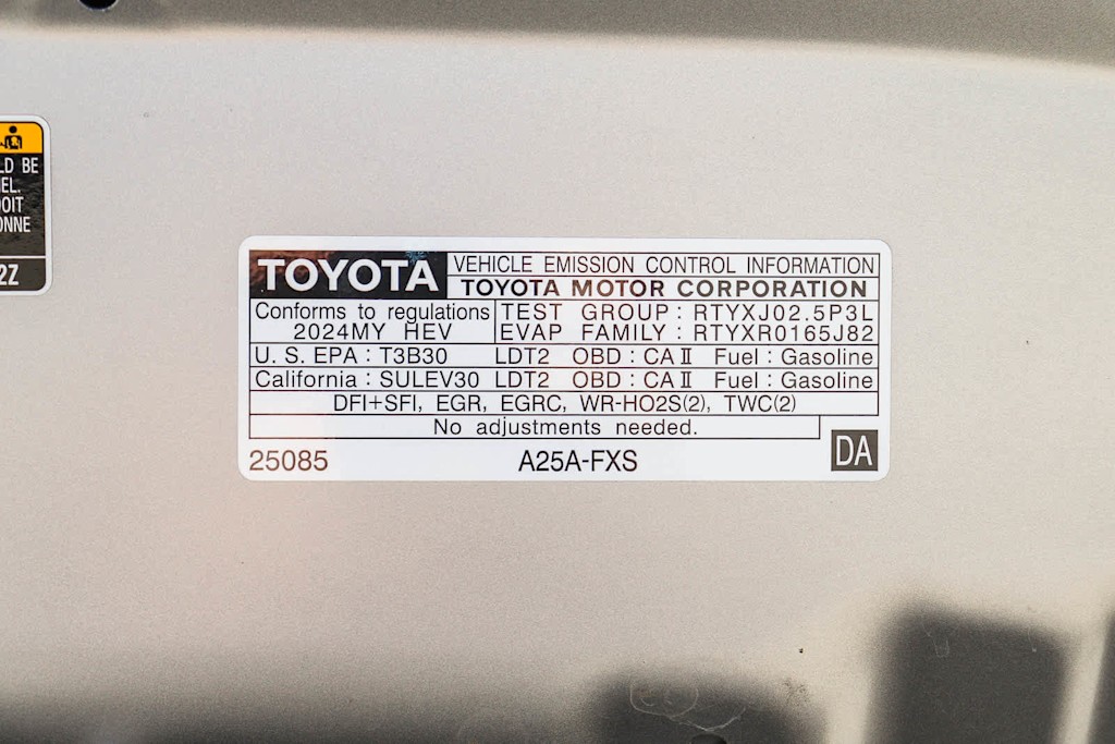 Thumbnail: 2024 Toyota RAV4 - 16
