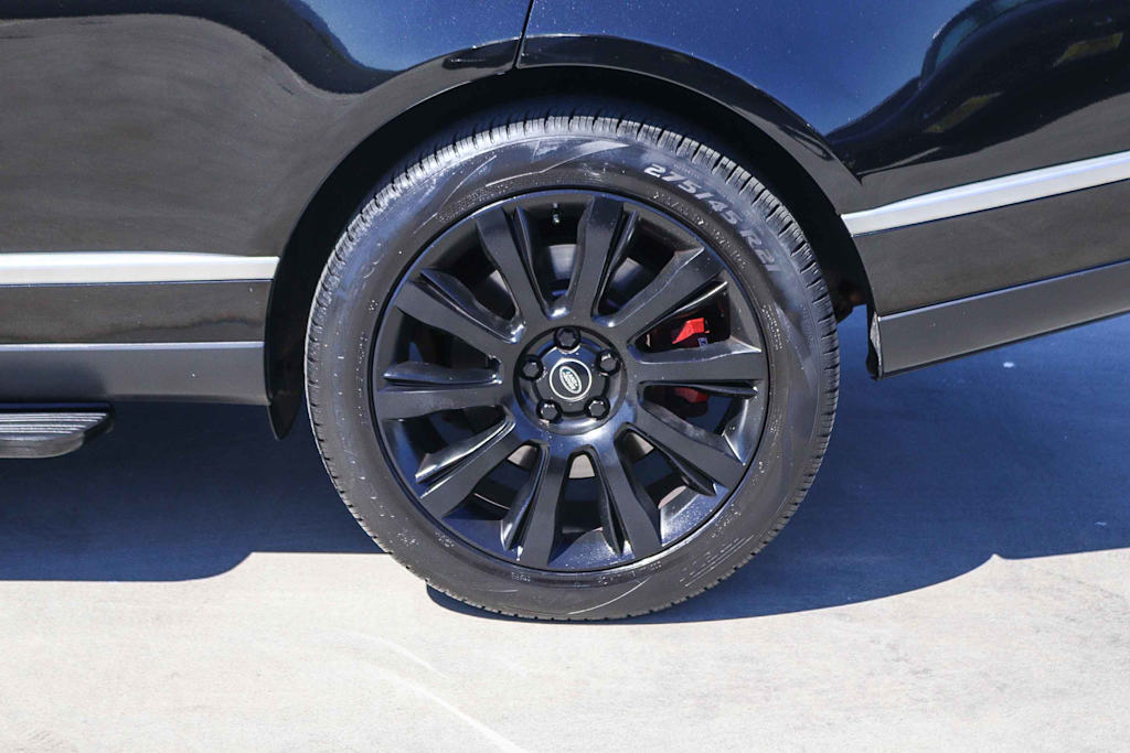 Thumbnail: 2014 Land Rover Range Rover - 24