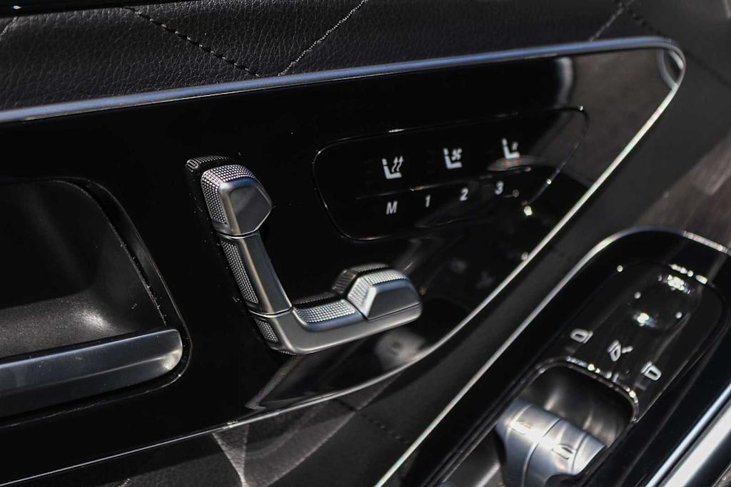 Thumbnail: 2022 Mercedes-Benz S-Class - 26
