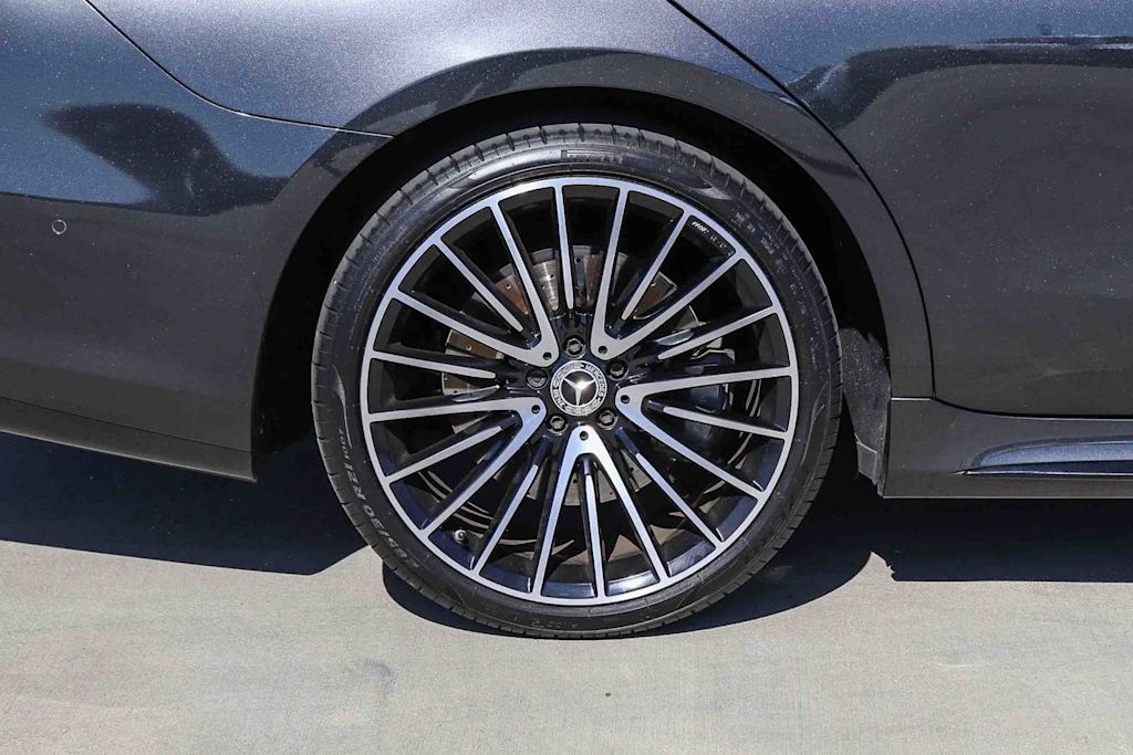 Thumbnail: 2022 Mercedes-Benz S-Class - 21