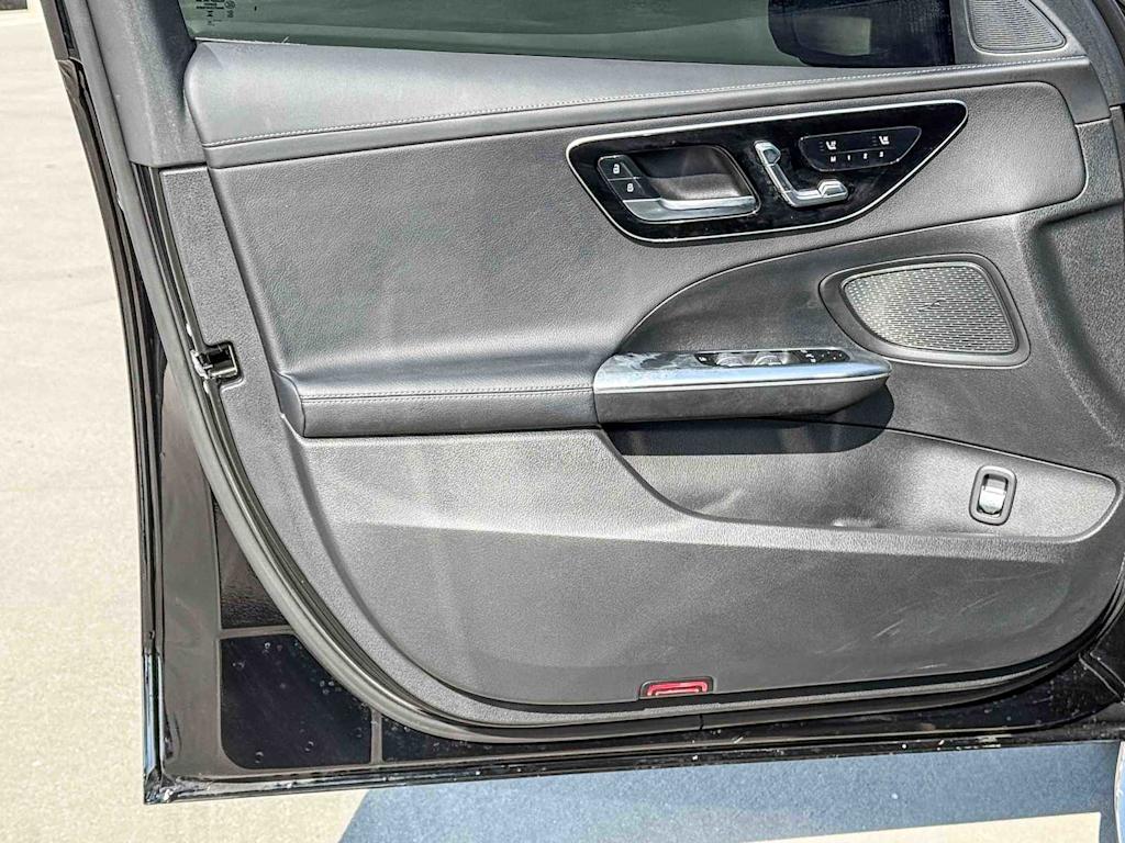 Thumbnail: 2023 Mercedes-Benz C-Class - 27