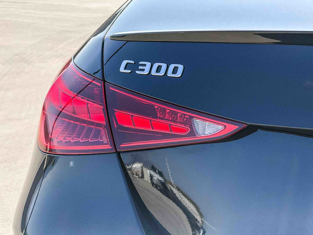 Thumbnail: 2023 Mercedes-Benz C-Class - 22