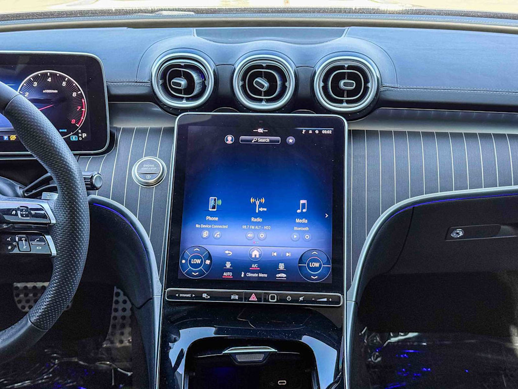 Thumbnail: 2023 Mercedes-Benz C-Class - 12