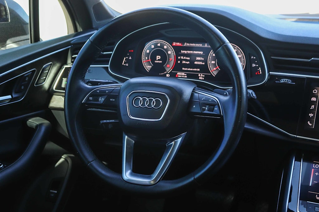Thumbnail: 2021 Audi Q7 - 8