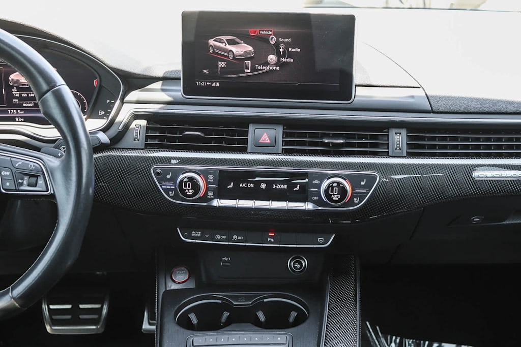 Thumbnail: 2019 Audi S4 - 12