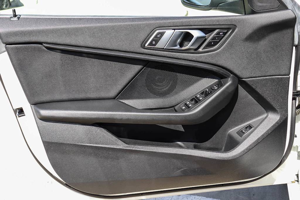 Thumbnail: 2022 BMW 2 Series - 27