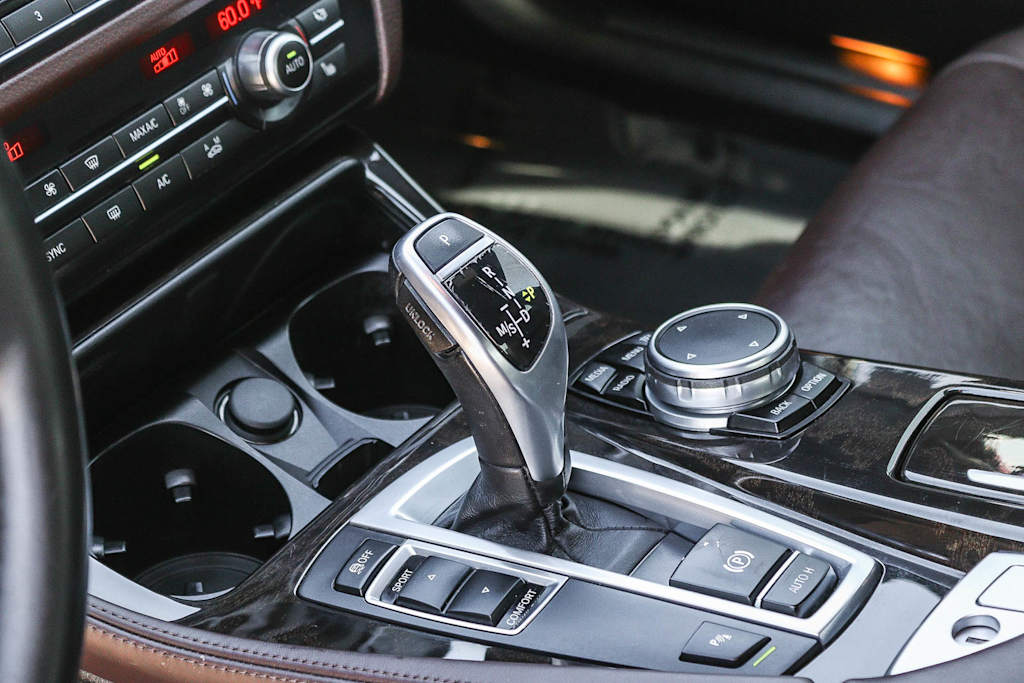 Thumbnail: 2016 BMW 5 Series - 14